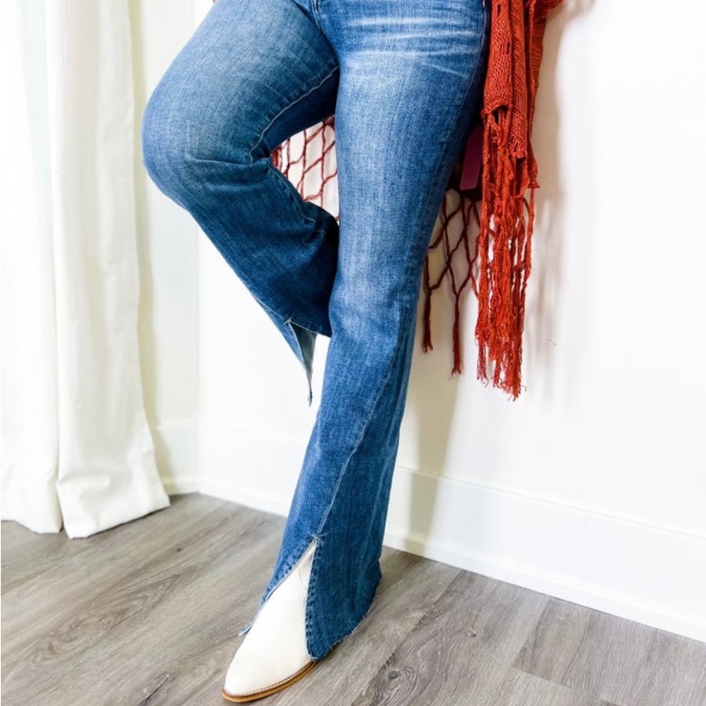 NTW Risen Twisted Hem Flare Jeans 32/15